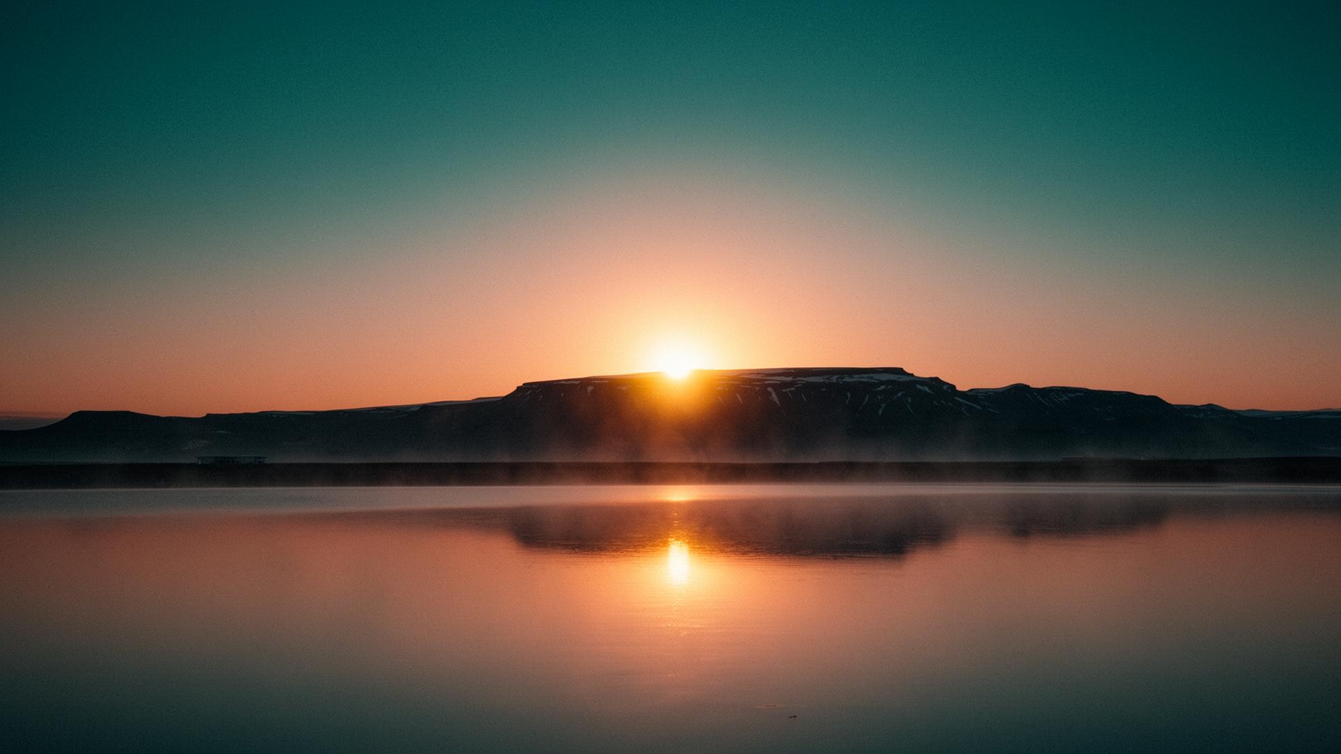 Helgafell í Mosfellsbæ að næturlagi